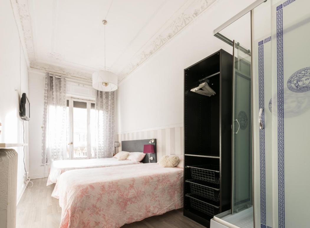 M&F 7 Rooms/7 Bathrooms Over Gran Via มาดริด ภายนอก รูปภาพ