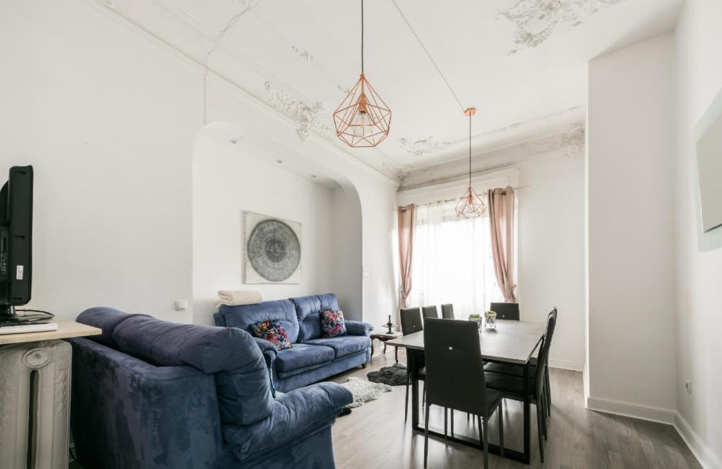 M&F 7 Rooms/7 Bathrooms Over Gran Via มาดริด ภายนอก รูปภาพ