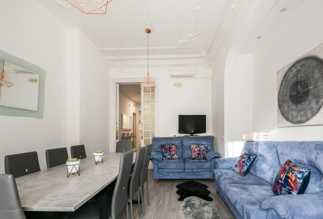M&F 7 Rooms/7 Bathrooms Over Gran Via มาดริด ภายนอก รูปภาพ