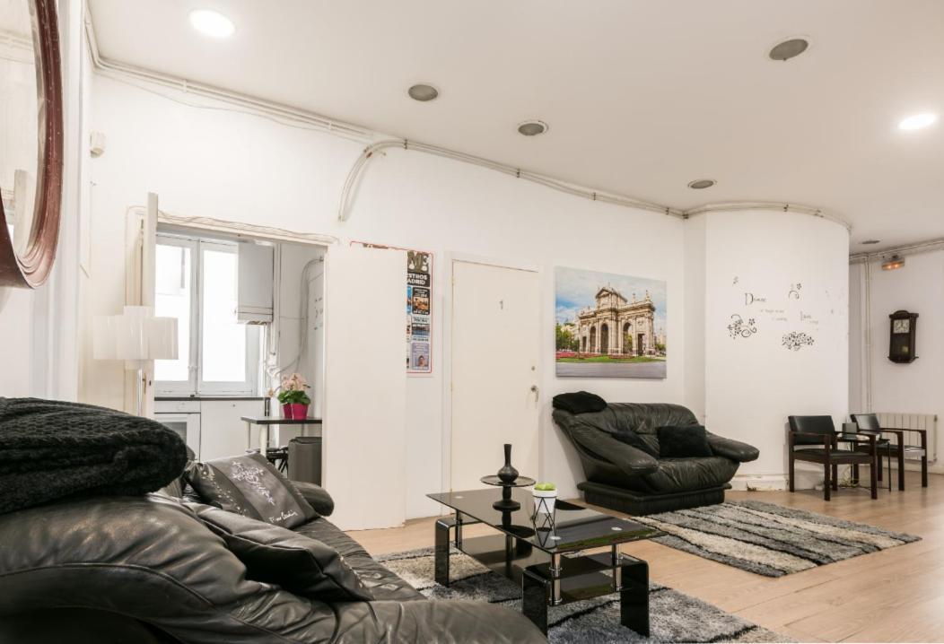 M&F 7 Rooms/7 Bathrooms Over Gran Via มาดริด ภายนอก รูปภาพ