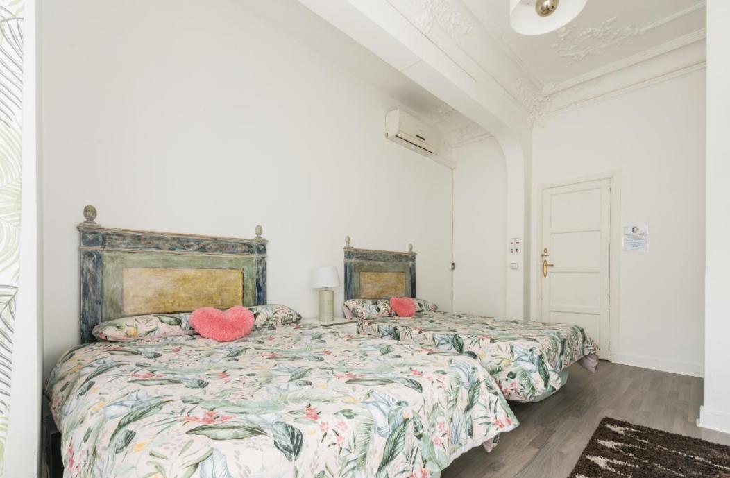 M&F 7 Rooms/7 Bathrooms Over Gran Via มาดริด ภายนอก รูปภาพ