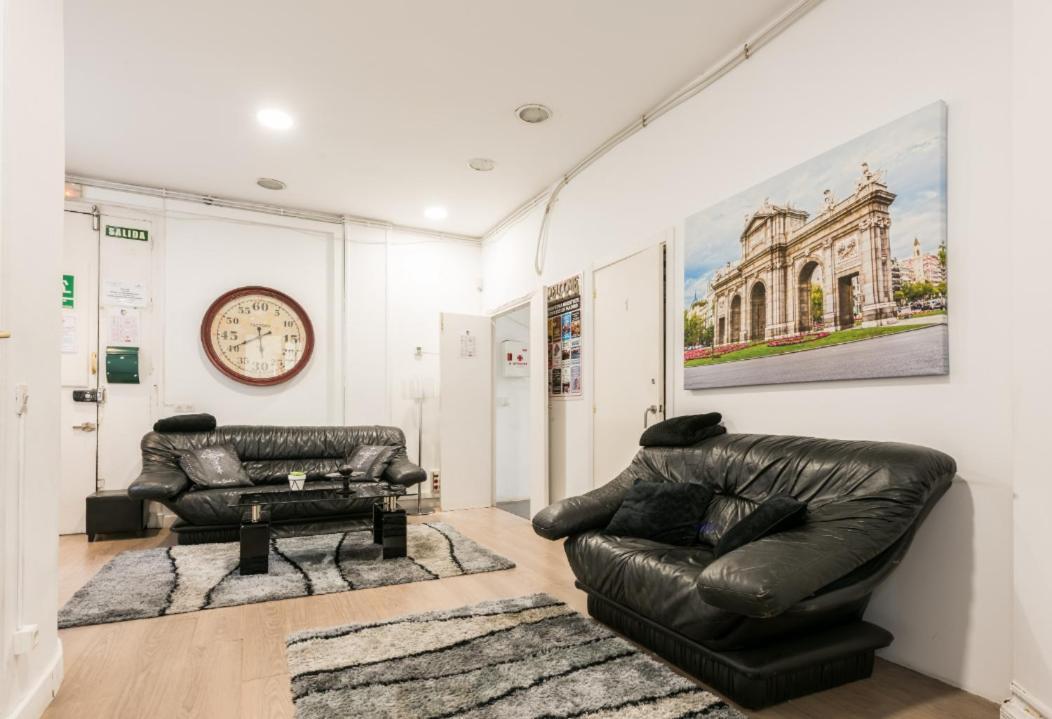 M&F 7 Rooms/7 Bathrooms Over Gran Via มาดริด ภายนอก รูปภาพ