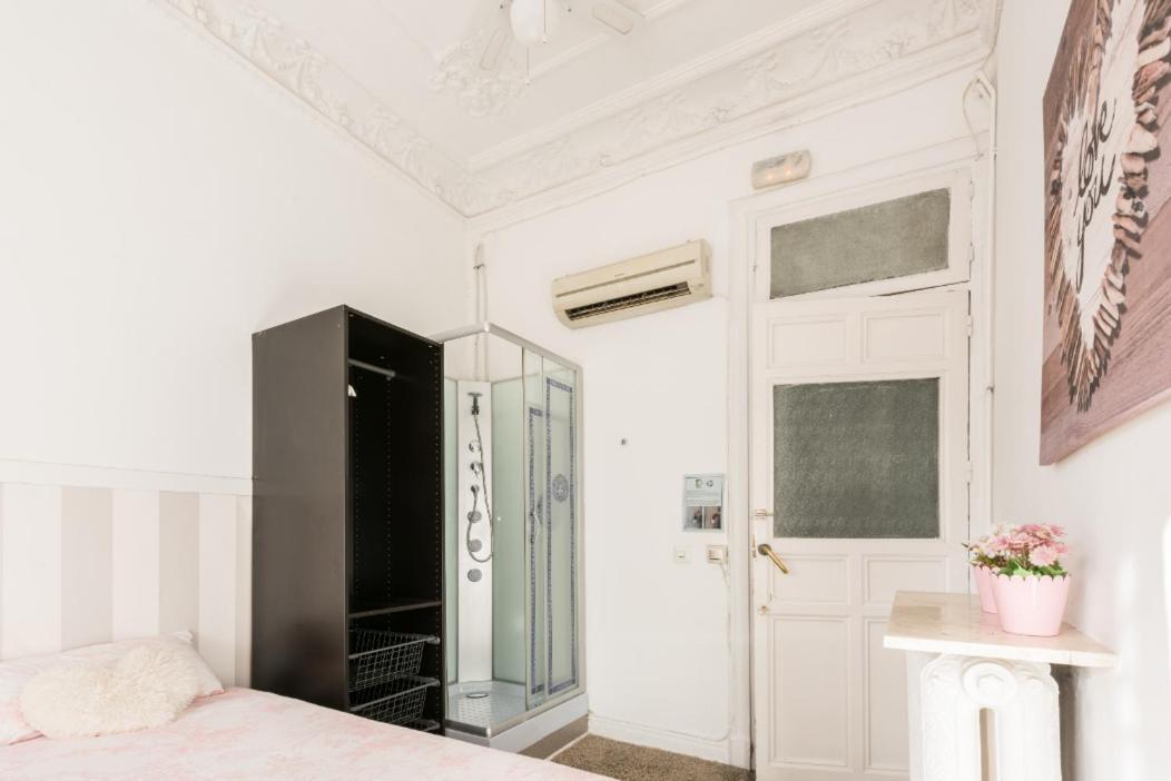 M&F 7 Rooms/7 Bathrooms Over Gran Via มาดริด ภายนอก รูปภาพ