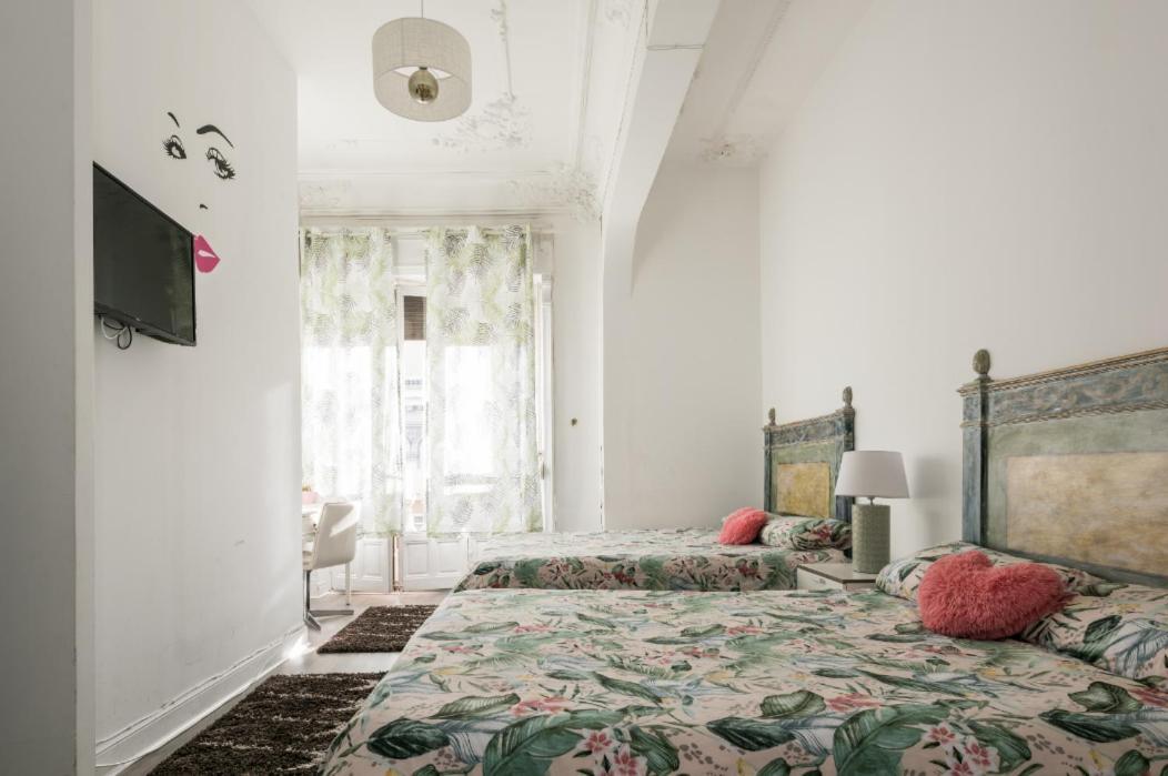 M&F 7 Rooms/7 Bathrooms Over Gran Via มาดริด ภายนอก รูปภาพ